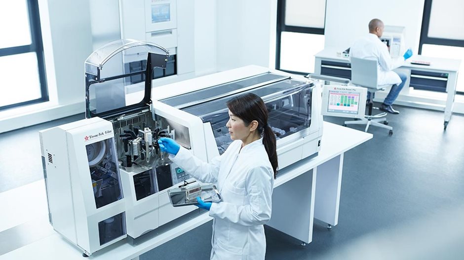 Tissue-Tek Film<sup>&reg;</sup> Automated Coverslipper